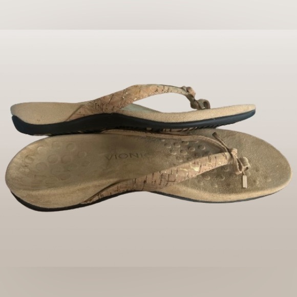 Vionic Bella Toe Post Sandal,“Gold Cork” sz 8 (Eur 38) - Picture 3 of 5